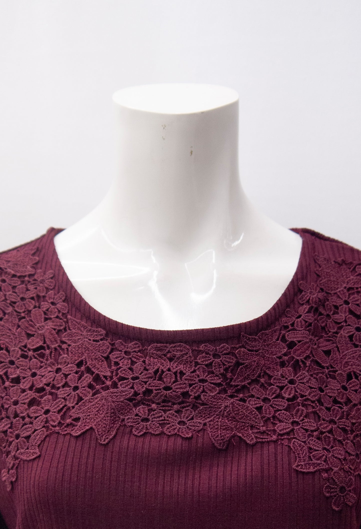 ランダムテレコ襟刺繍カットソー(601-7074)